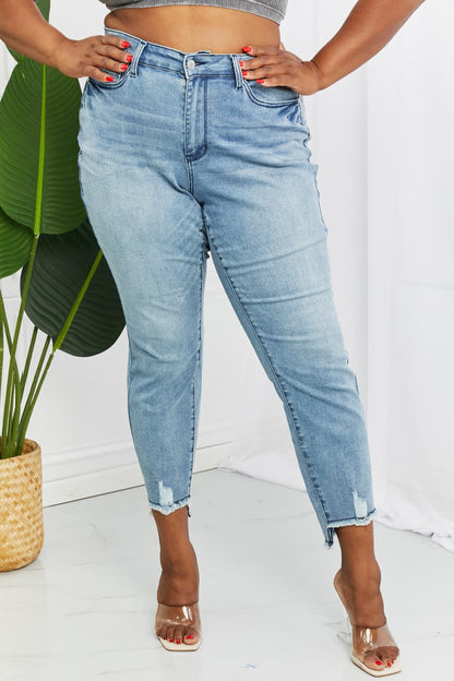 Judy Blue Lily Relaxed Fit Jeans